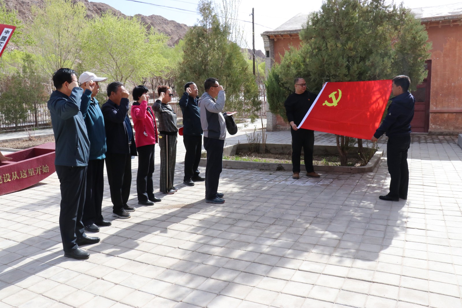 1651580178337332.jpg 1651580178337332.jpg